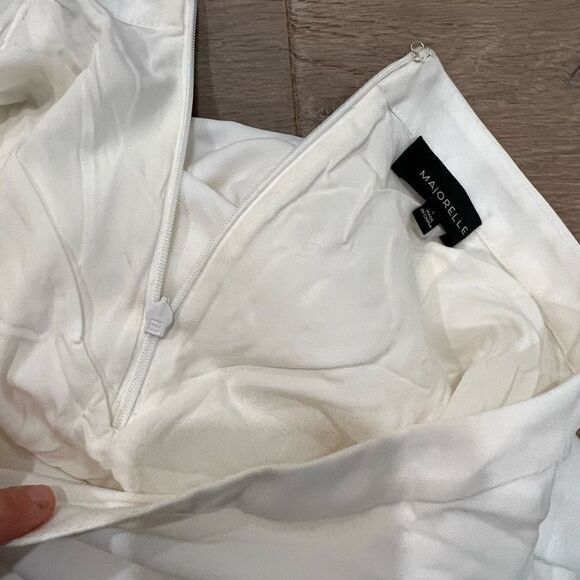 NWT Majorelle Women’s White A-Line Knee Length Skirt Size Small - Picture 4 of 4